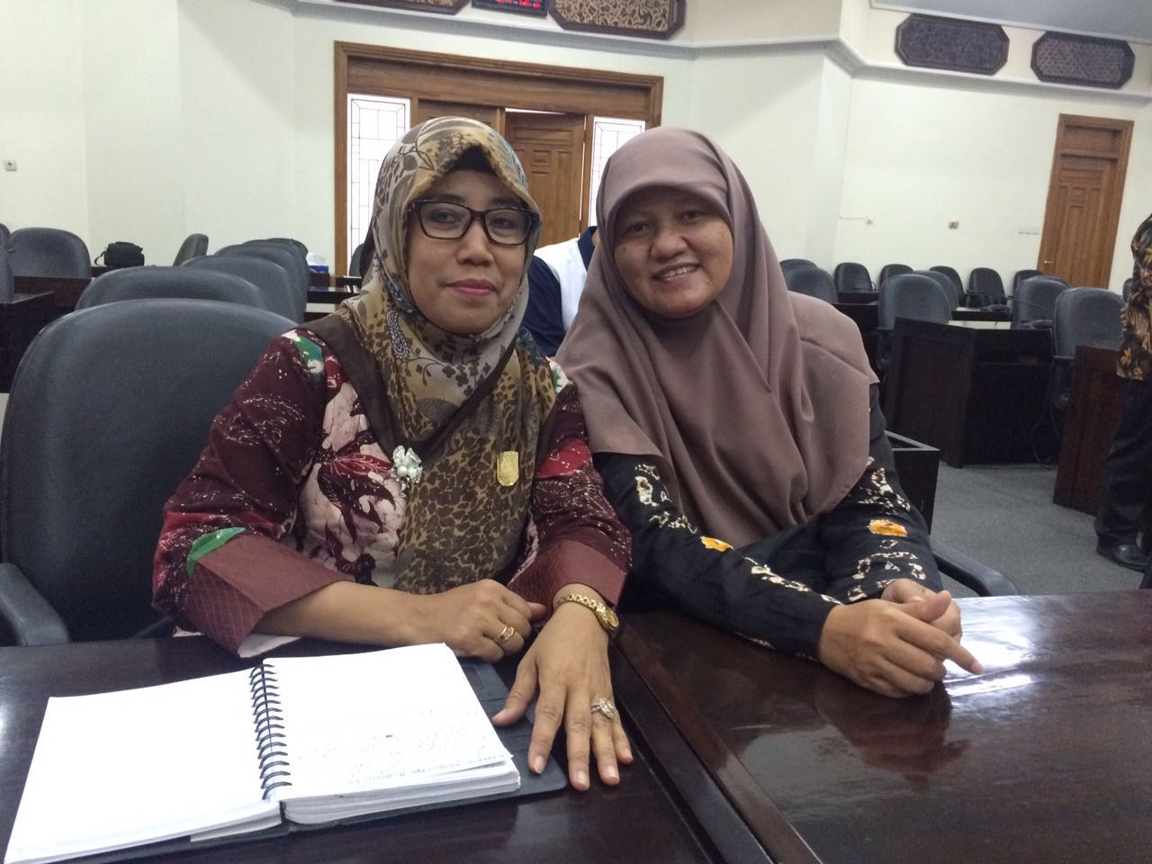 Siti Rofiqoh, Aleg PKS Tuban Pilih Ngantor Naik Angkutan Umum