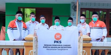 Kunjungi DPC PKS Sangkapura Bawean, PKS Jatim Pesan Agar Pengurus PKS Bawean Terus Kuatkan Silaturahim