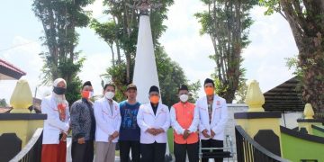Kunjungan ke Monumen Soco, Kades Titip Gagasan ke PKS Agar Keganasan PKI Tak Hanya Dikenang Saat September