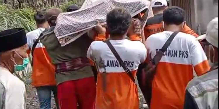 Penemuan Jenazah Korban Erupsi Semeru, Relawan PKS: Korban Terseret Lumpur 20 Meter