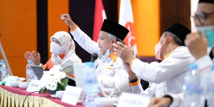 Rakorwil PKS Jawa Timur, Ketua PKS Jatim Minta Seluruh DPD Terus Bergerak Layani Rakyat dan Rangkul Semua Kalangan