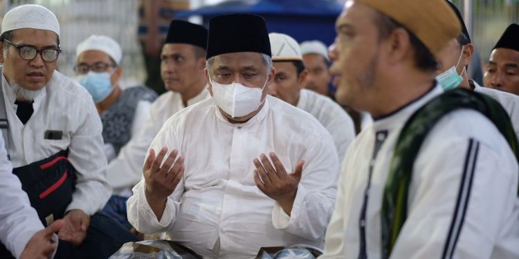 Ziarah Wali Limo, Pengurus PKS Jatim Ingin Belajar Semangat Transformasi dan Kolaborasi dari Ulama