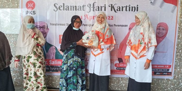 Teladani RA Kartini, BPKK PKS Jatim Berbagi Beragam Solusi
