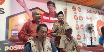 Penutupan Posko Mudik Dr Salim, Ahmad Syaikhu Beri Pijatan untuk Pemijat, Relawan: Alhamdulillah Dipijat Presiden