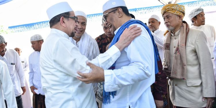 Dr Salim Kunjungi Sampang, Ulama: Mudah-mudahan Mendatangkan Angin Segar untuk Indonesia