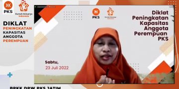 Siap Gempur Medsos dengan Konten Positif, BPKK PKS Jatim Beri Diklat untuk Anggota Perempuan