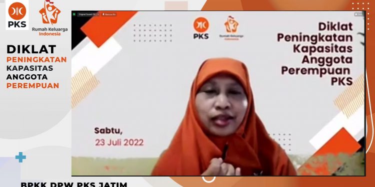 Siap Gempur Medsos dengan Konten Positif, BPKK PKS Jatim Beri Diklat untuk Anggota Perempuan