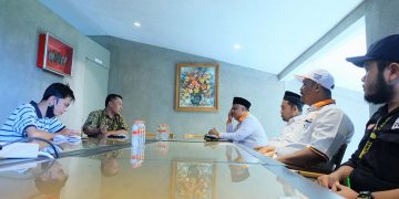Kunjungi Radar Banyuwangi, Ketua PKS Jatim Apresiasi Program Sedekah Buku