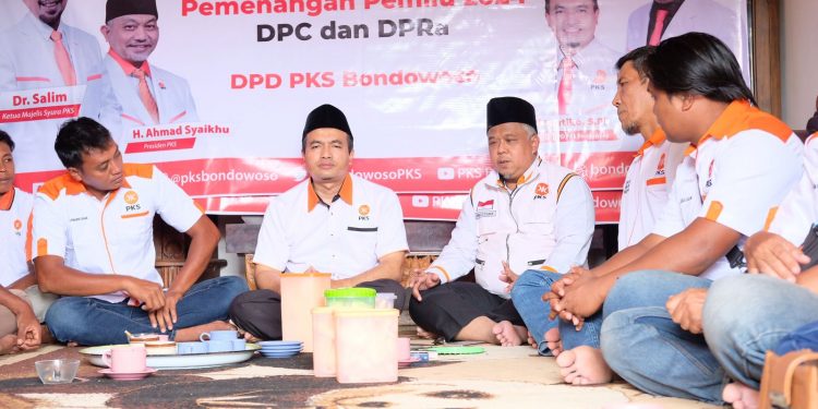 Pastikan Struktur Ranting Aktif Layani Rakyat, Ketua PKS Jatim Turba ke 8 DPC di Bondowoso
