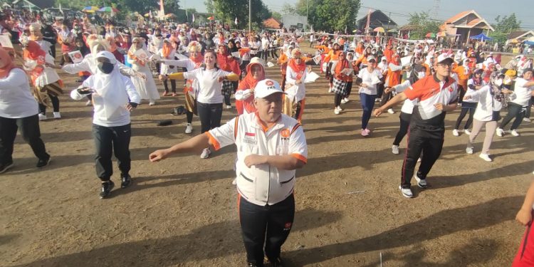 Ikut Senam PKS dengan Ratusan Warga Mojokerto, Irwan: Bersamai Rakyat, Senang, Sehat dan Bugar