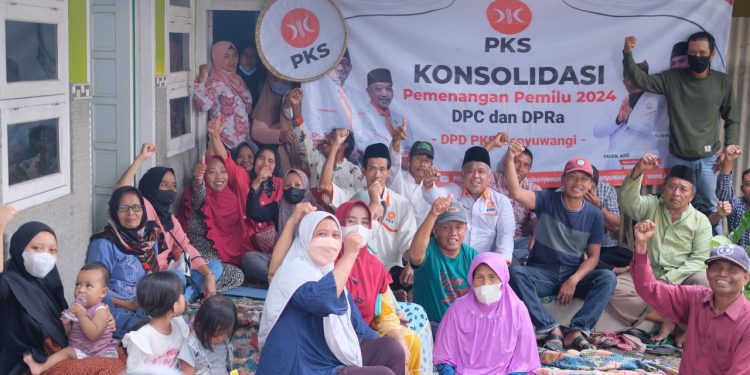 Emak-emak Kecamatan Singojuru Banyuwangi: PKS Menang!!!