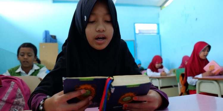 Pemenang Lomba Baca Kitab Kuning PKS 2022 Beri Penjelasan Mendalam Makna ‘SANTRI’