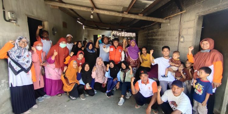 PKS Menyapa di Seluruh Jawa Timur, dari Gelar Senam Massal, Kesehatan Gratis, Cangkruan hingga Terima Curhatan Warga