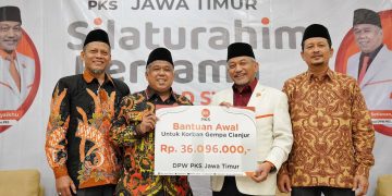 PKS Jatim Galang Dana Anggota Saat Bersama Presiden PKS, Terkumpul 50 Juta untuk Korban Gempa Cianjur