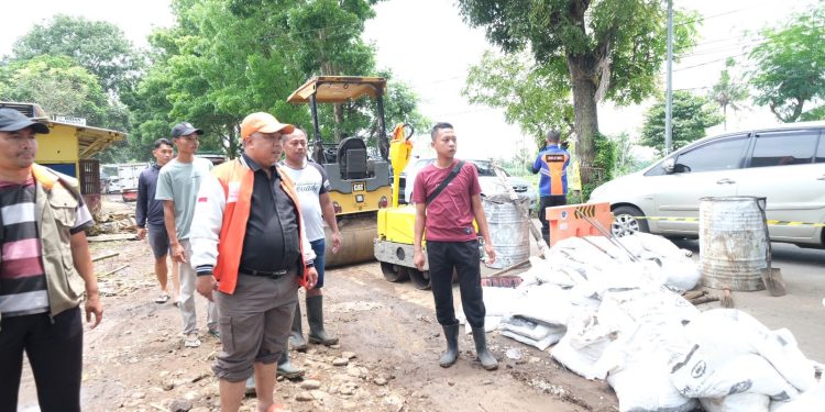 Bondowoso Diterjang Banjir, Ketua PKS Jatim Tinjau Lokasi Bencana, Beri Perhatian