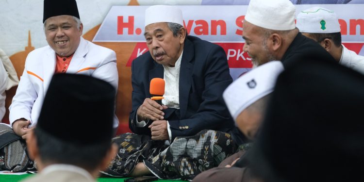 Hadiri Peringatan Nuzulul Qur’an PKS Jatim, KH Ghozi Wahib: PKS ini, Partai Konsisten