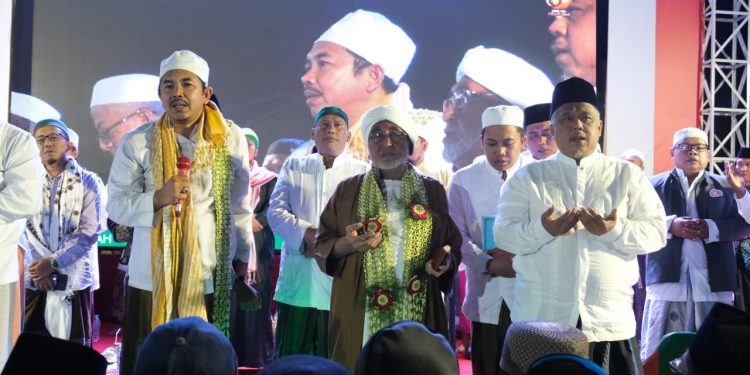 Malam 17 Agustus, Ketua PKS Jatim Hadiri Milad ke-5 Majelis Cahaya Sholawat di Situbondo