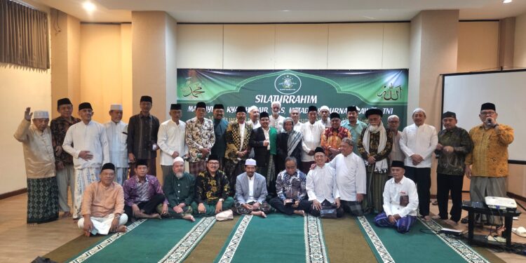Hadiri Silaturahim Para Kyai, Habaib, dan Purn. TNI, Ketua PKS Jatim; Kuatkan Komitmen Bangun Bangsa