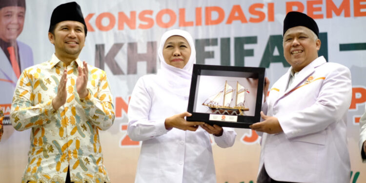 Hadir di Konsolidasi Pemenangan Khofifah-Emil PKS Jatim, Khofifah: Komitmen PKS Luar Biasa!