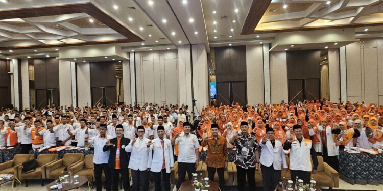 Ratusan Kader PKS Zona 3 Disolidkan untuk Menangkan Khofifah-Emil 