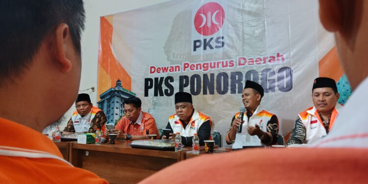 Akhiri Turba, Ketua PKS Jatim Kampanyekan Gerbang Baru Nusantara dan Kemenangan Khofifah-Emil di Tulungagung, Ponorogo, Magetan, Lamongan, dan Batu