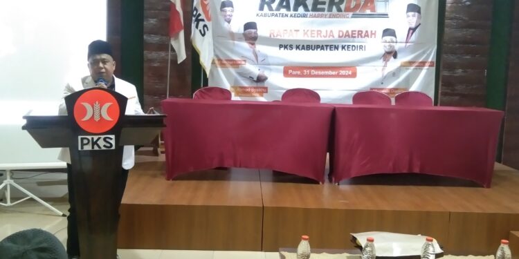 Hadir di Rakerda PKS Kabupaten Blitar dan Kediri, Kang Irwan: Capaian Politik PKS Jatim Naik, Tingkatkan Pembinaan dan Pembelaan Rakyat