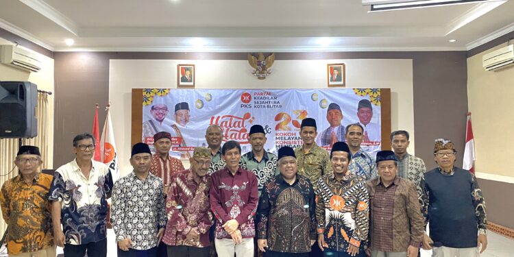 Ketua PKS Jatim Ajak Terus Melayani dan Mengabdi dalam Halal Bihalal dan Milad ke-23 PKS Kota Blitar