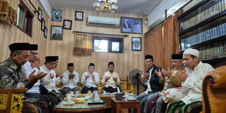 Ketua PKS Jatim Dampingi Presiden PKS Sowan ke Rembang, Temui Gus Baha dan Para Kiai Sepuh