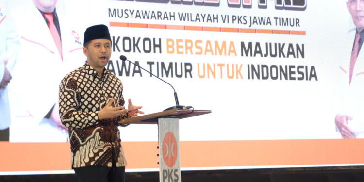 Dinilai Konsisten, Wagub Emil Apresiasi PKS Jatim, Sampaikan Pesan Khofifah di Muswil VI