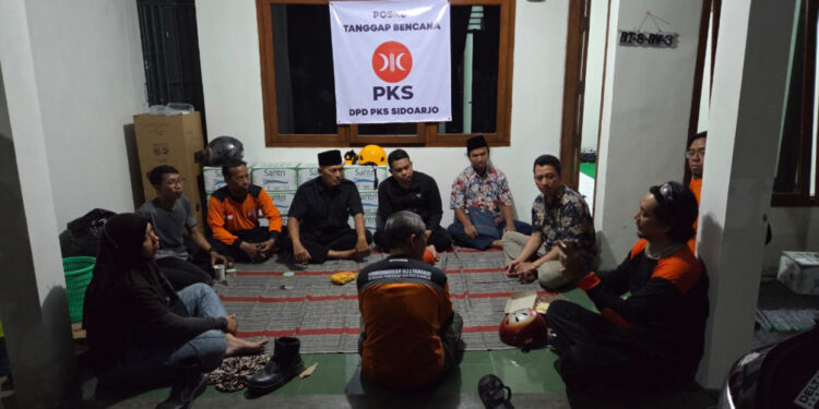 H+3 Musibah di Ponpes Al Khoziny Sidoarjo, Relawan PKS Terus Standby di Posko