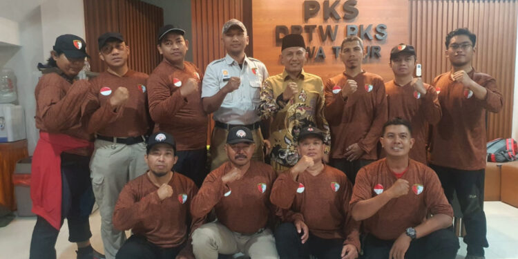 PKS Jatim Kembali Berangkatkan Relawan Kemanusiaan Kloter 4 ke Aceh Tamiang