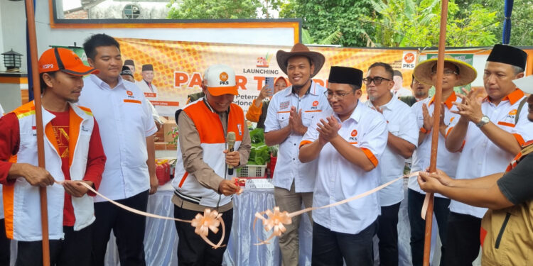 Kenali, Beli, Referensikan: PKS Jatim Perkenalkan Produk Kader Lewat Pasar Tani
