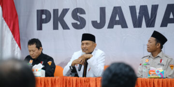 PKS Jatim Beasiswai Kader Jadi Advokat, Siap Beri Bantuan Hukum Gratis