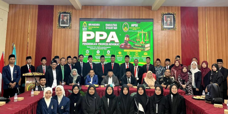 PKS Jatim Siapkan 100 Advokat Baru, 13 Peserta Terima Beasiswa PKPA 2026