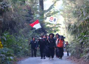 Long March di Kaki Semeru, Peserta Kembara PKS Jatim Diuji Ketangguhannya